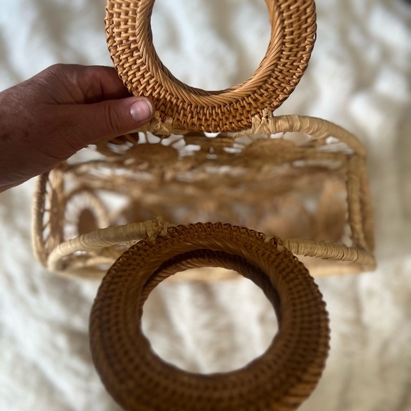 Cult Gaia Stella Small Raffia Tote Bag - Picture 10 of 10